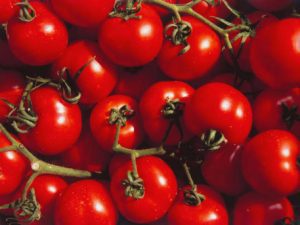 Tomatoes Hit ₦125,000 Per Basket as Nigerians Battle Soaring Food Prices